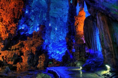 景区溶洞灯光设计 Design of cave light projection show